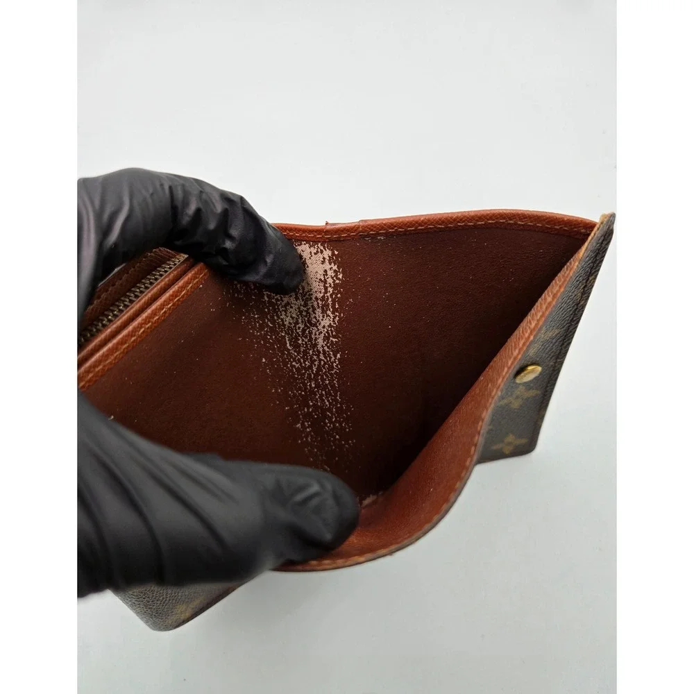 Louis Vuitton‎ Monogram Canvas Small Wallet Snap Closure Authentic